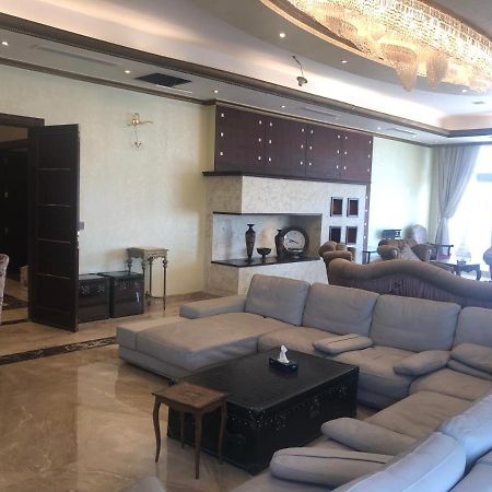 Grand Nile Royal Hotel At Nile Plaza Cairo Exterior photo