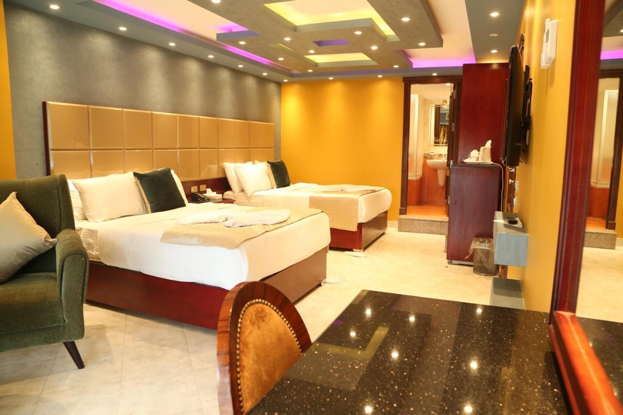 Grand Nile Royal Hotel At Nile Plaza Cairo Exterior photo