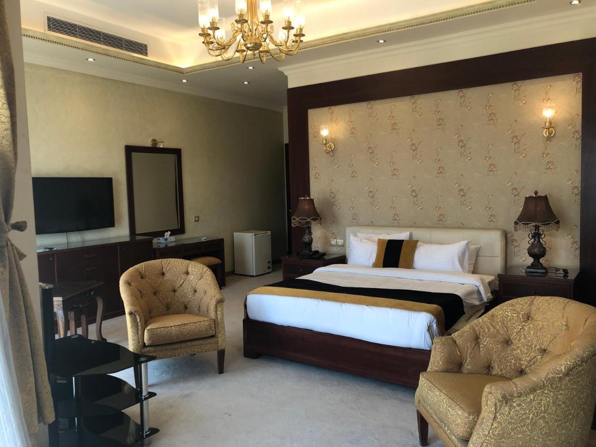 Grand Nile Royal Hotel At Nile Plaza Cairo Exterior photo
